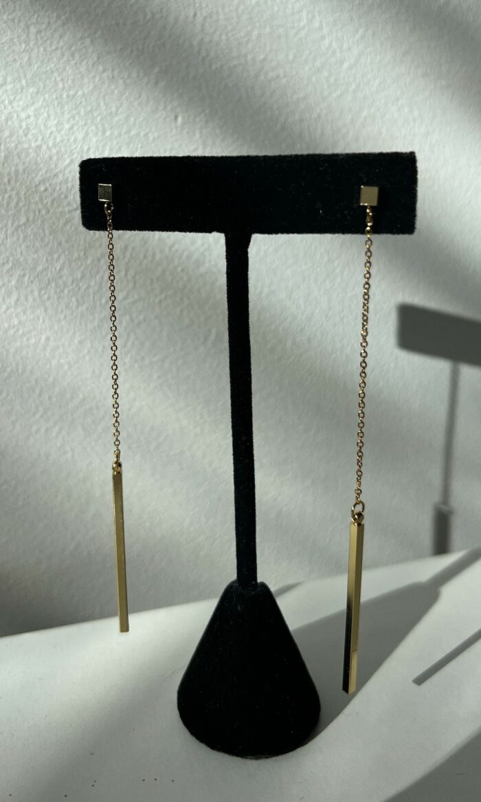 EA050 Gold plated geometric drop earrings